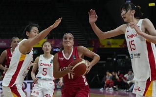 女篮亚洲杯-中国女篮89-44大胜黎巴嫩 韩旭17+10李梦12分