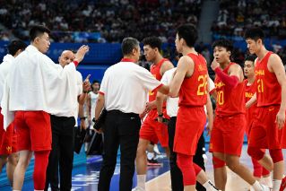 亚运男篮-中国男篮76-77遭菲律宾逆转 无缘决赛