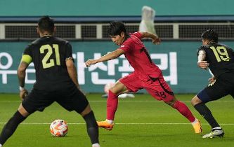 友谊赛-韩国1-1遭萨尔瓦多绝平 黄义助破门 克林斯曼四战不胜！